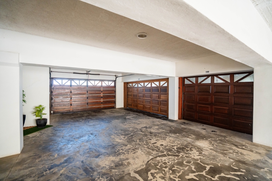 4 Bedroom Property for Sale in West Beach Eastern Cape